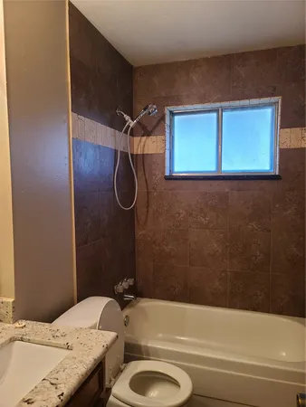 $1,900 | 5303 Little John Lane, Katy, TX 77493