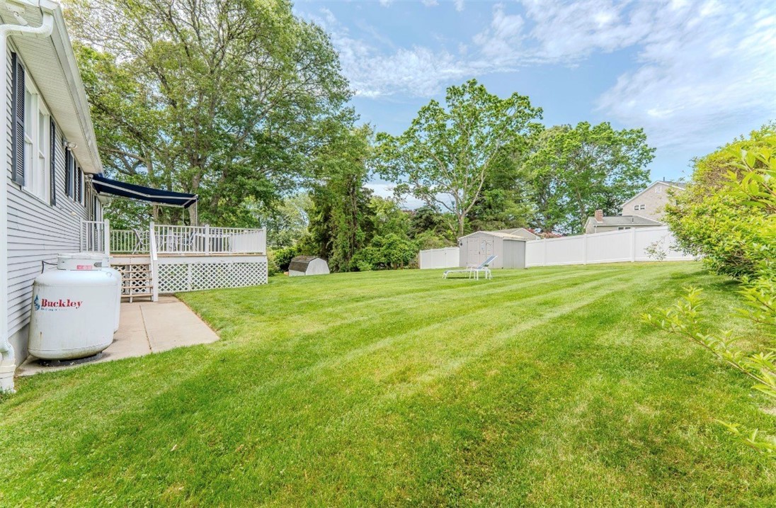 58 Brush Hill Road Narragansett, RI 02882 - Photo 19 of 24