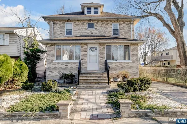 $4,500 | 10 Hamilton Road, Unit A, Teaneck, NJ 07666