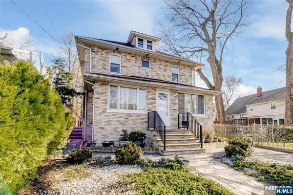 $4,500 | 10 Hamilton Road, Unit A, Teaneck, NJ 07666