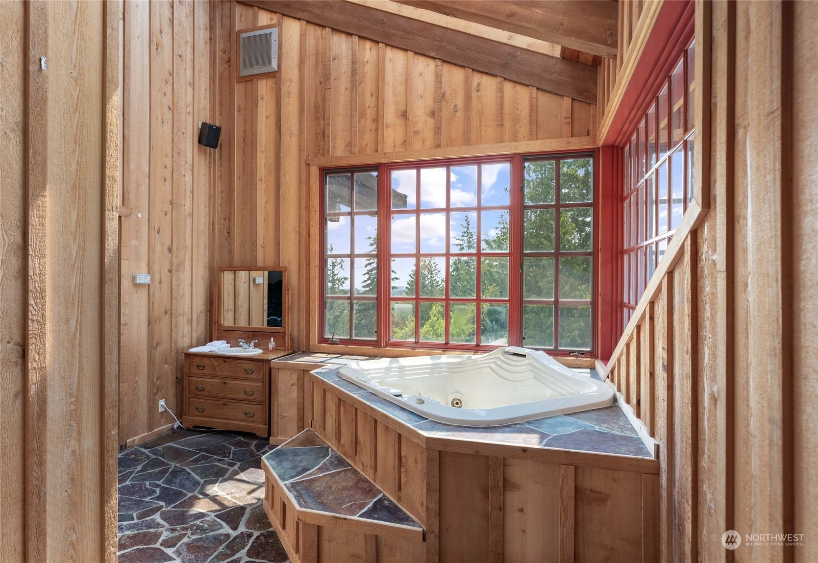7333 Miller Road Anacortes, WA 98221 - Photo 16 of 40 Gallery Image 16