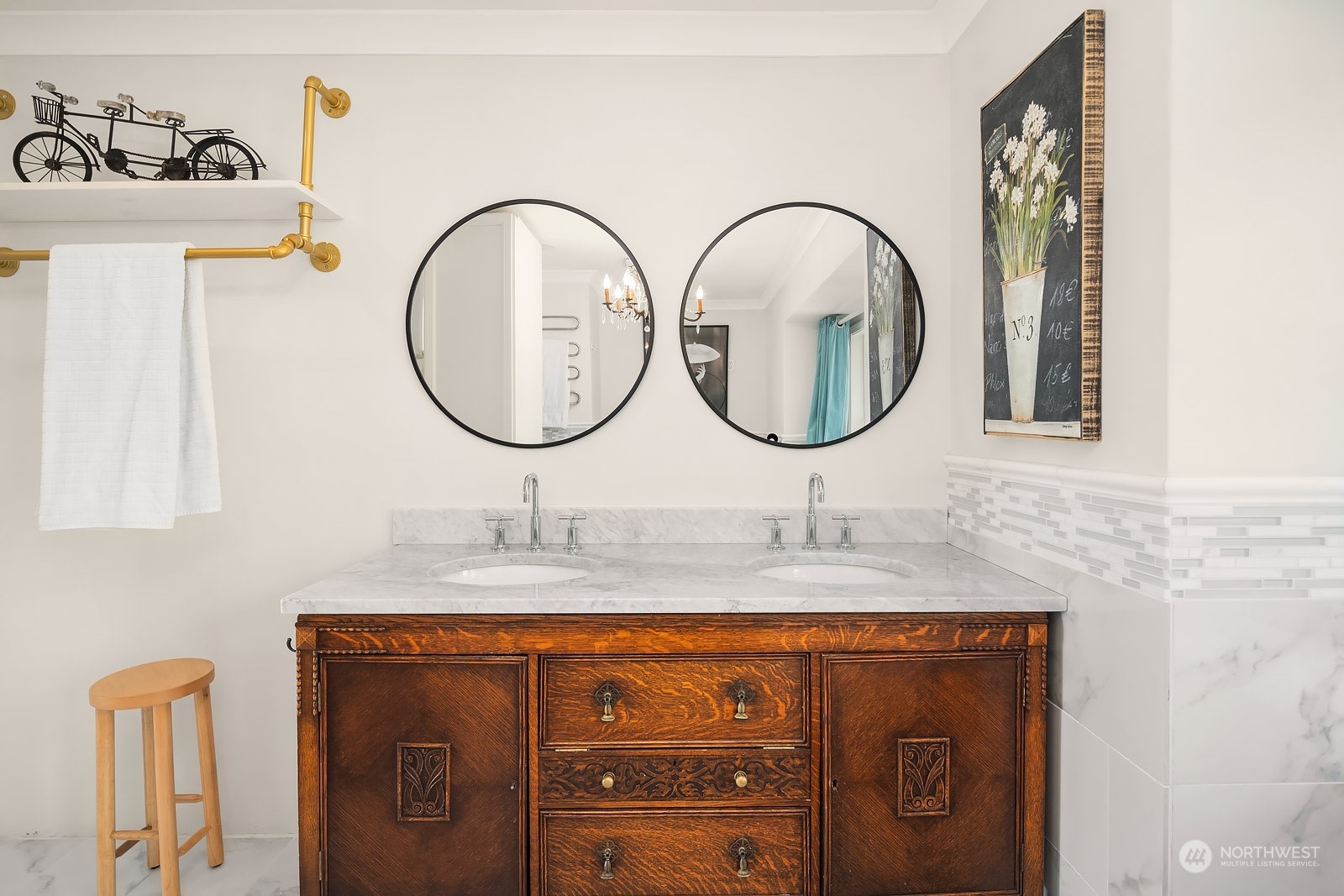 16404 9th Avenue Southwest Burien, WA 98166 - Photo 19 of 40 a bathroom with a sink and a mirror