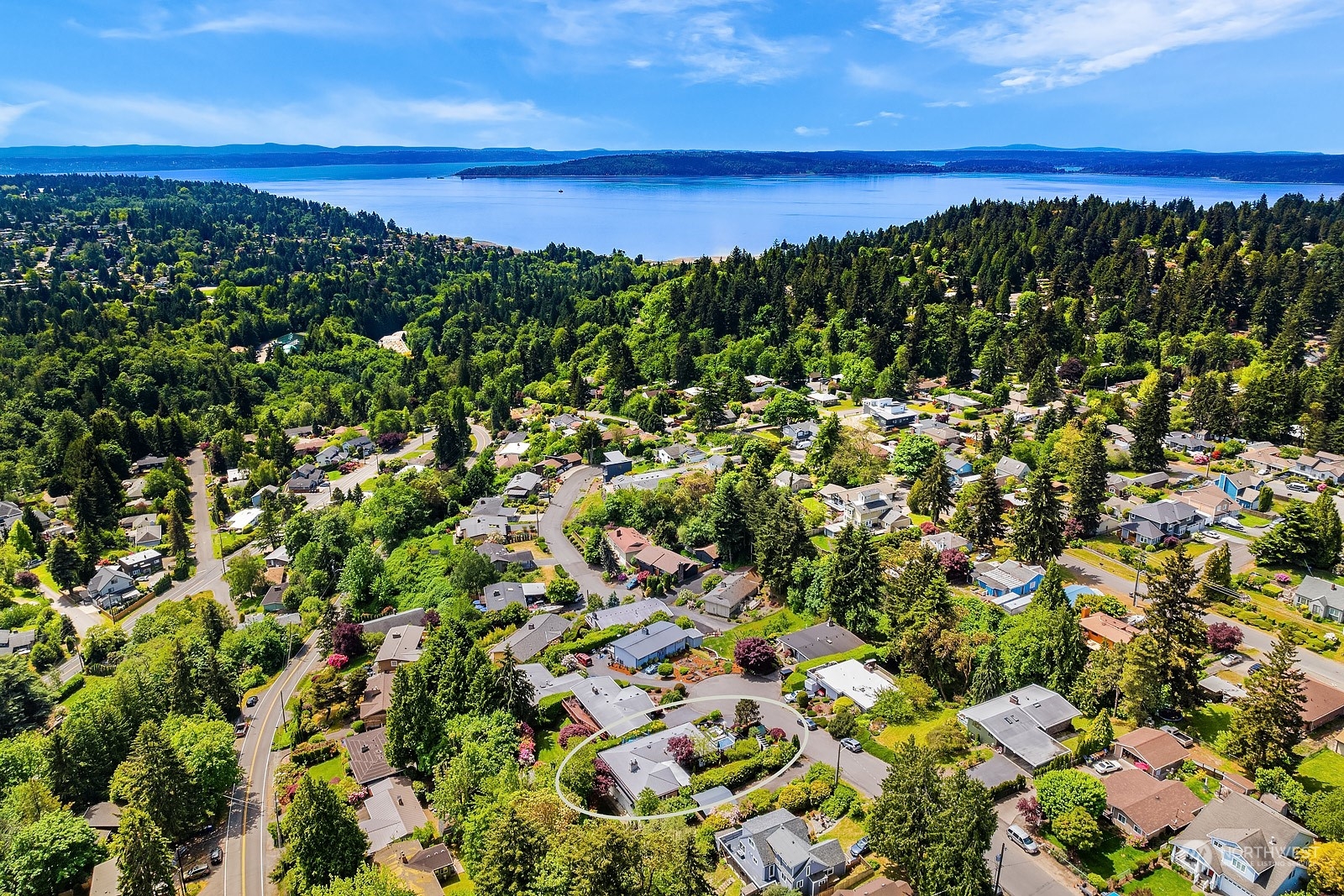 16404 9th Avenue Southwest Burien, WA 98166 - Photo 40 of 40 a view of a city