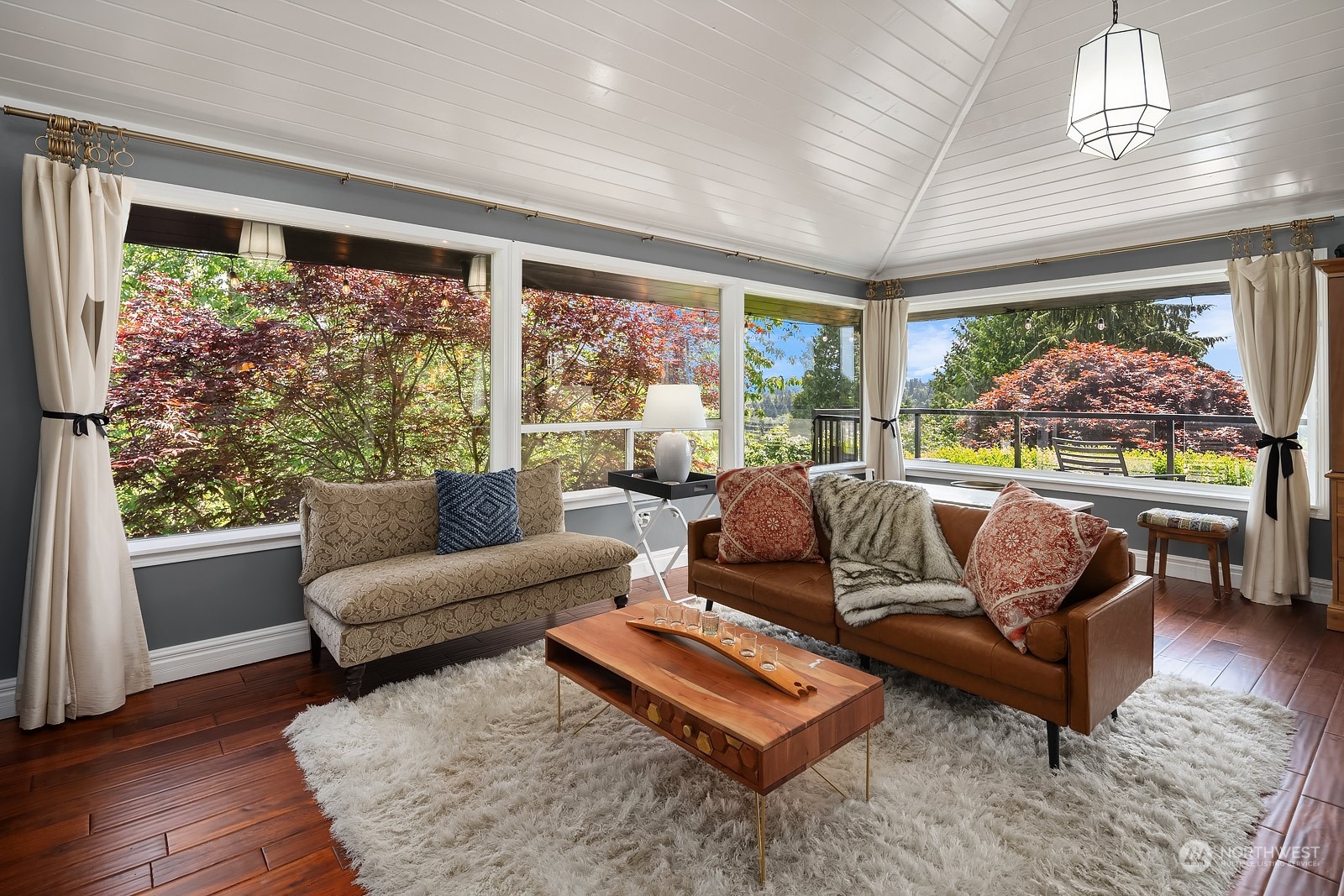 16404 9th Avenue Southwest Burien, WA 98166 - Photo 8 of 40 a living room with furniture and a large window