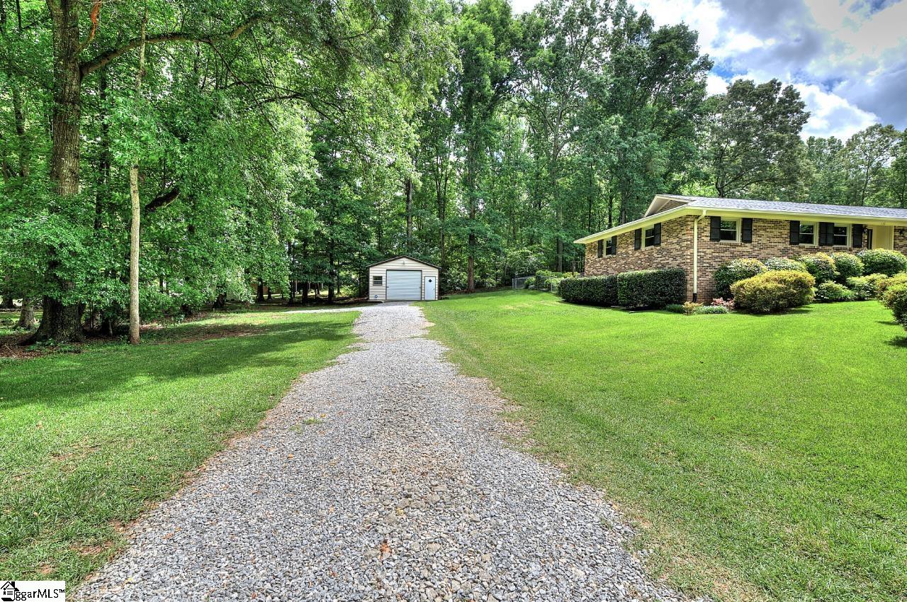 139 Botany Slopes Road Piedmont, SC 29673 - Photo 4 of 40 Gallery Image 4