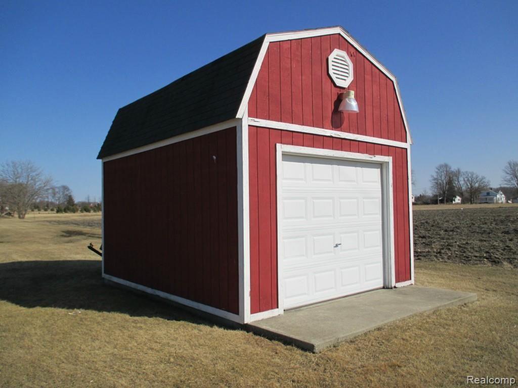 2917 Strasburg Road Monroe, MI 48161 - Photo 3 of 14 3.JPG