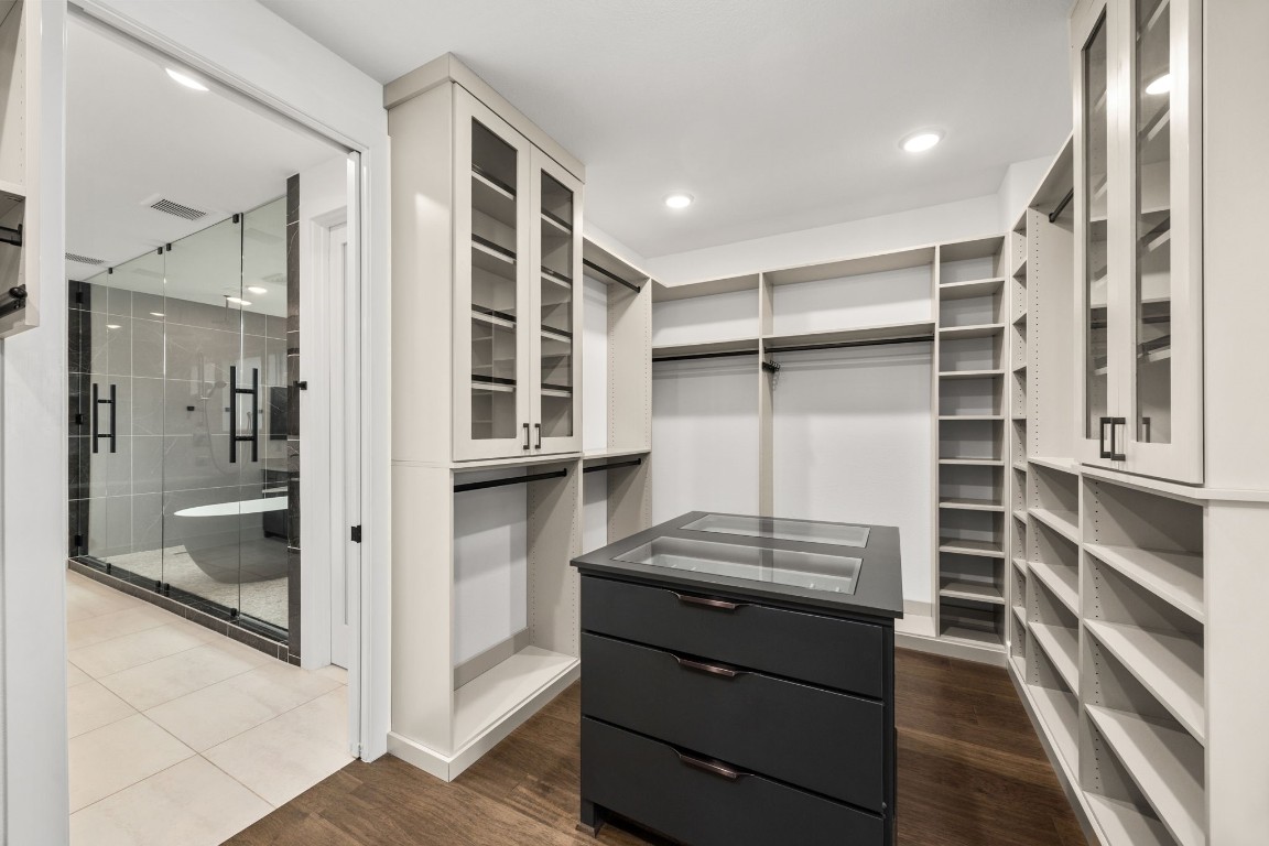 424 Redan Street Houston, TX 77009 - Photo 28 of 47 a view of walk in closet and bedroom