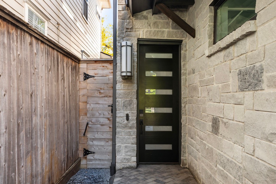 424 Redan Street Houston, TX 77009 - Photo 41 of 47 a view of front door