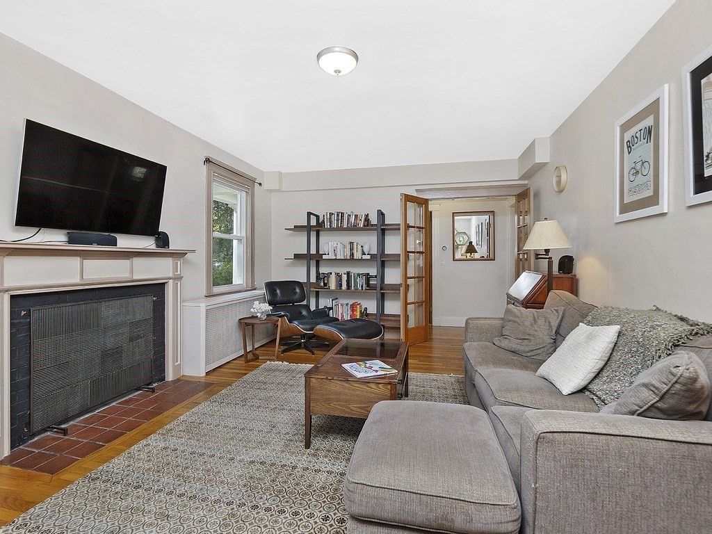 67 Mason Terrace, Unit 67 Brookline, MA 02446 - Photo 3 of 31