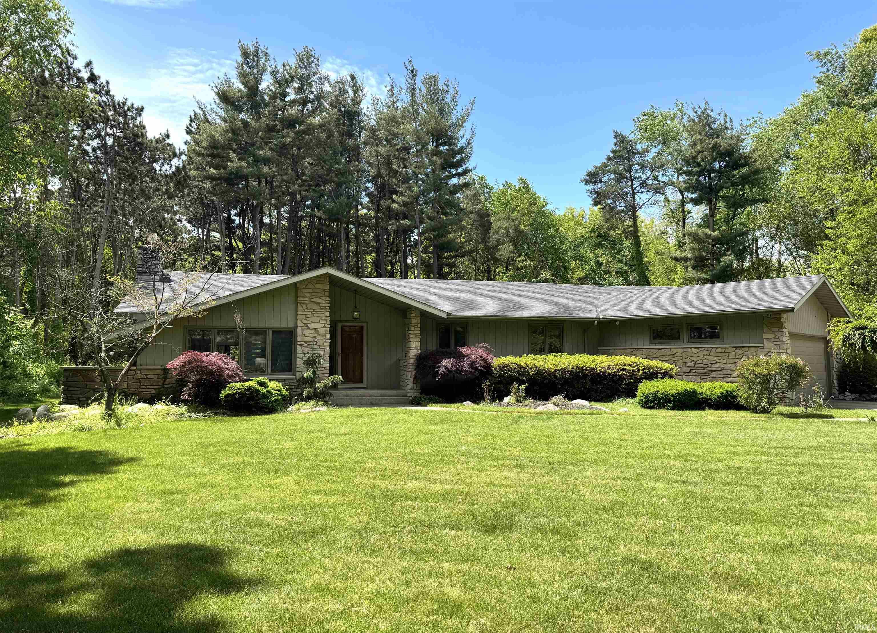 52177 Evergreen Road Granger, IN 46530 - Photo 1 of 36