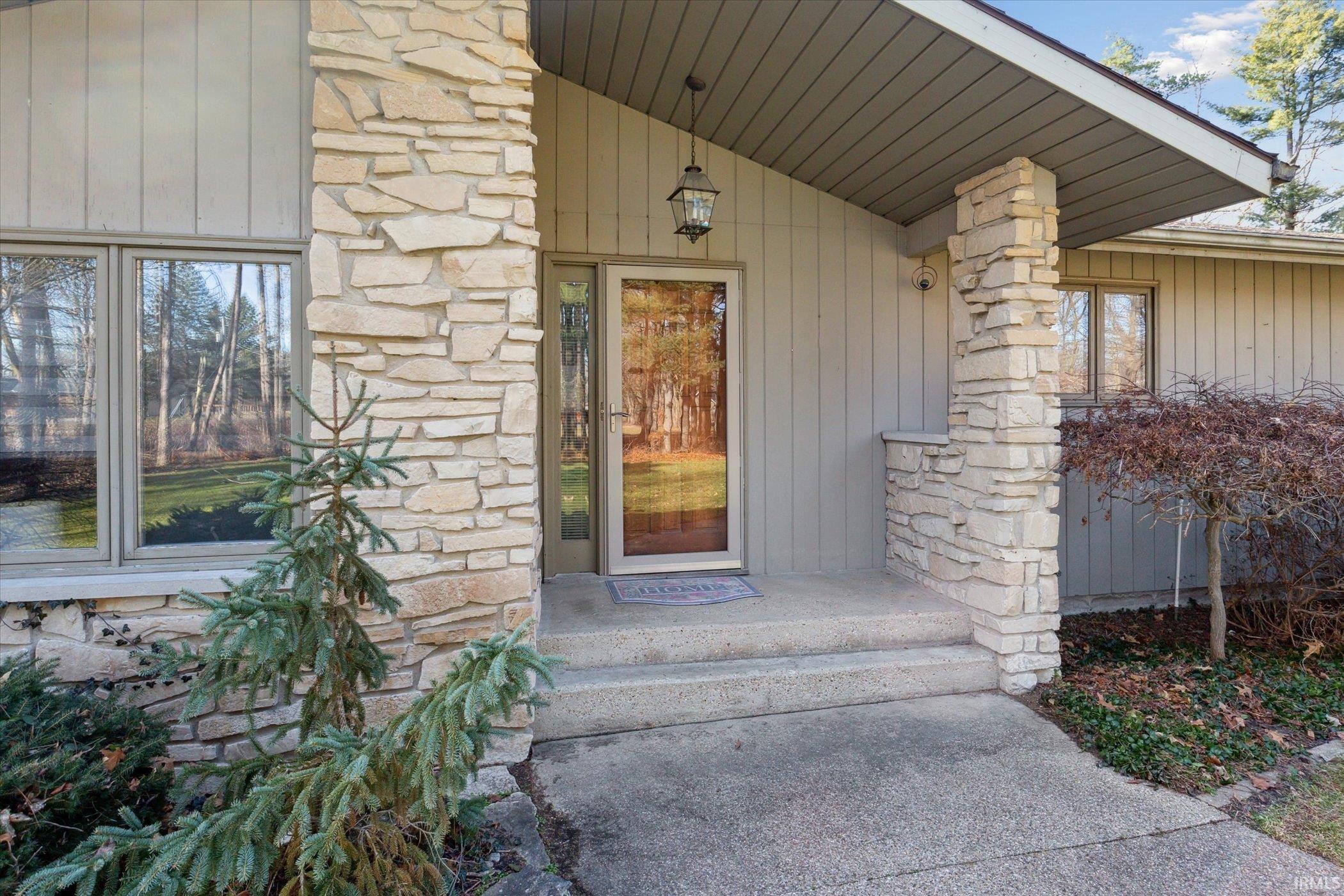 52177 Evergreen Road Granger, IN 46530 - Photo 2 of 36