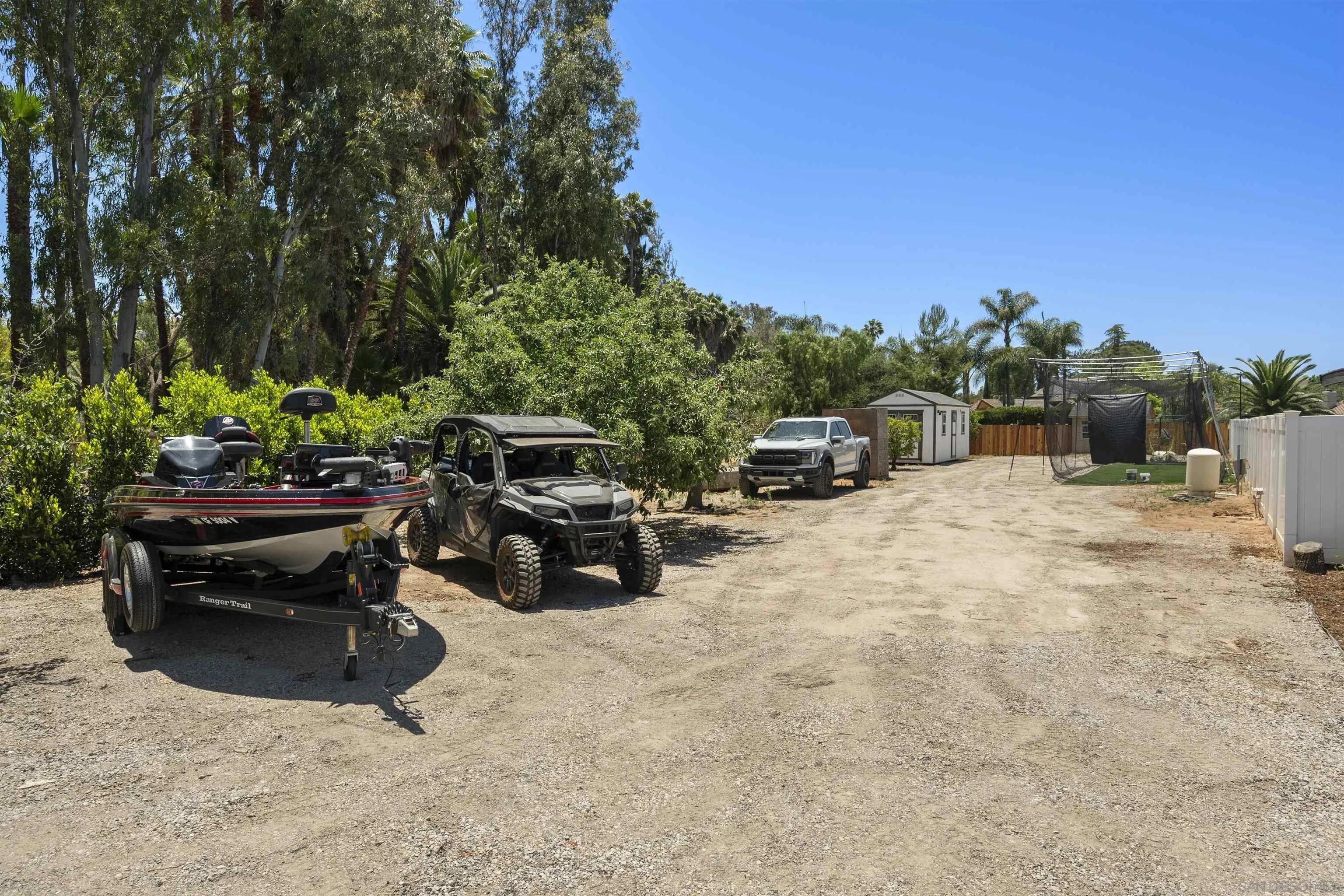 13367 Calle Colina Poway, CA 92064 - Photo 51 of 60 a view of a terrace with chairs