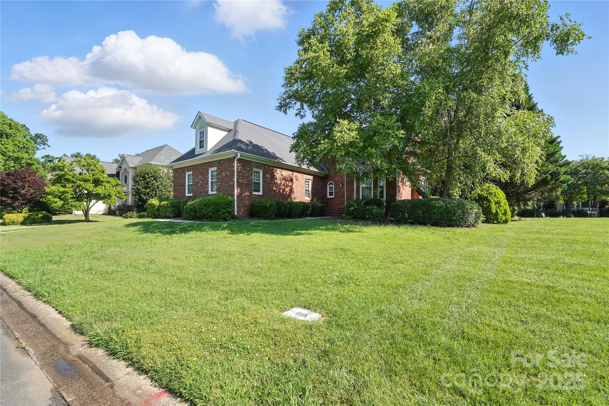 104 Fairwind Court Fort Mill, SC 29708 - Photo 4 of 48