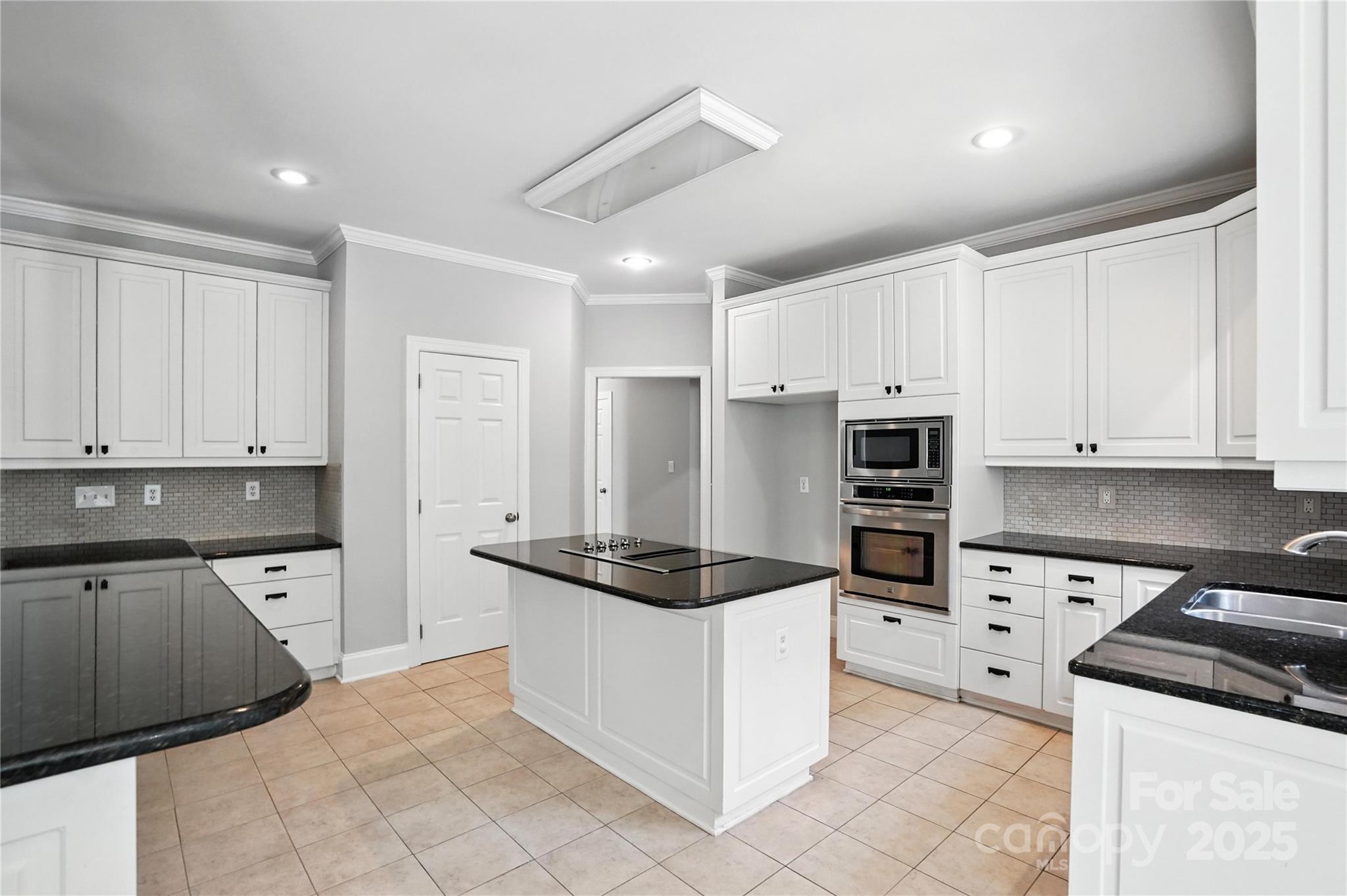 104 Fairwind Court Fort Mill, SC 29708 - Photo 9 of 48