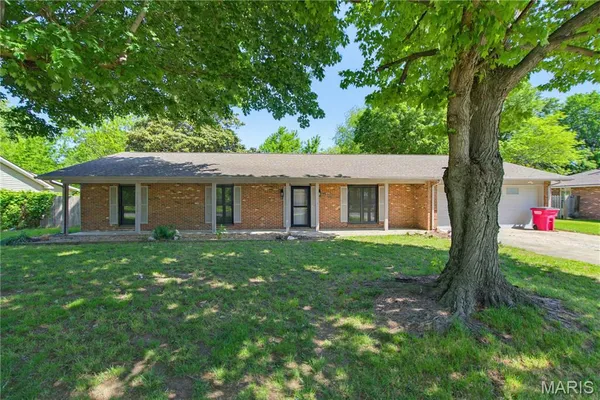 $259,000 | 126 Bradley Drive, Sikeston, MO 63801