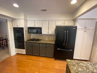 UPDATED KITCHEN!