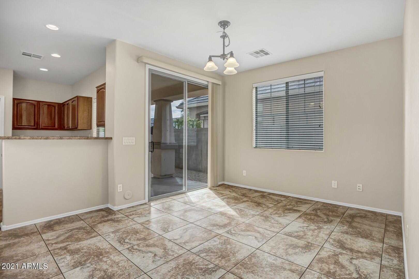 15339 West Charter Oak Road Surprise, AZ 85379 - Photo 9 of 31 Dining Room