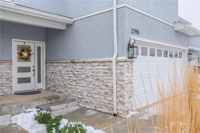 $449,000 | 22915 West 72nd Terrace, Shawnee, KS 66227
