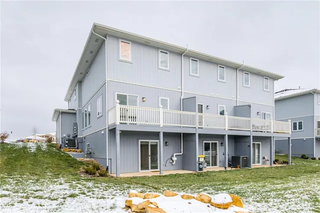 $449,000 | 22915 West 72nd Terrace, Shawnee, KS 66227