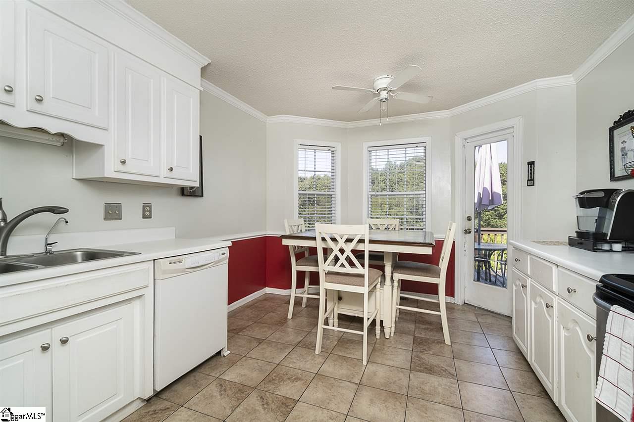 250 East Autumn Ridge Road Moore, SC 29369 - Photo 3 of 34 Gallery Image 3