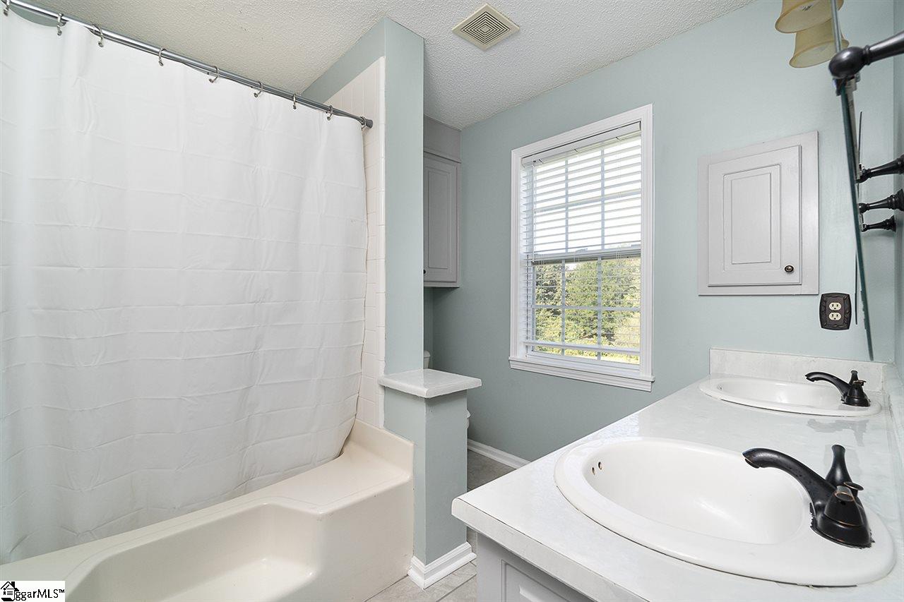 250 East Autumn Ridge Road Moore, SC 29369 - Photo 26 of 34 Gallery Image 26