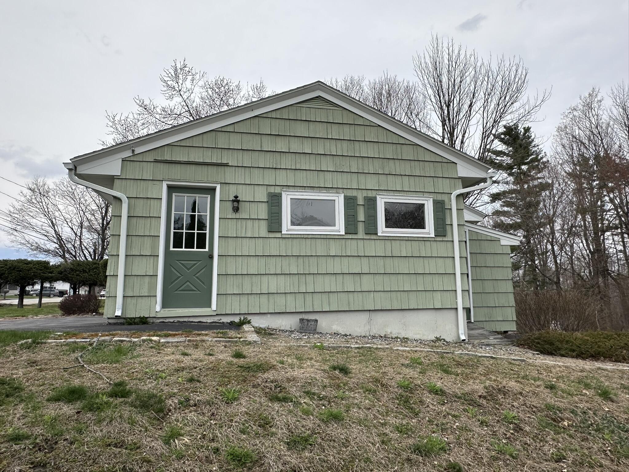 203 Golder Road Lewiston, ME 04240 - Photo 4 of 62 IMG_4260