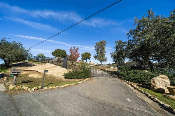 $849,000 | 20872 Deerhorn Valley Road, Jamul, CA 91935