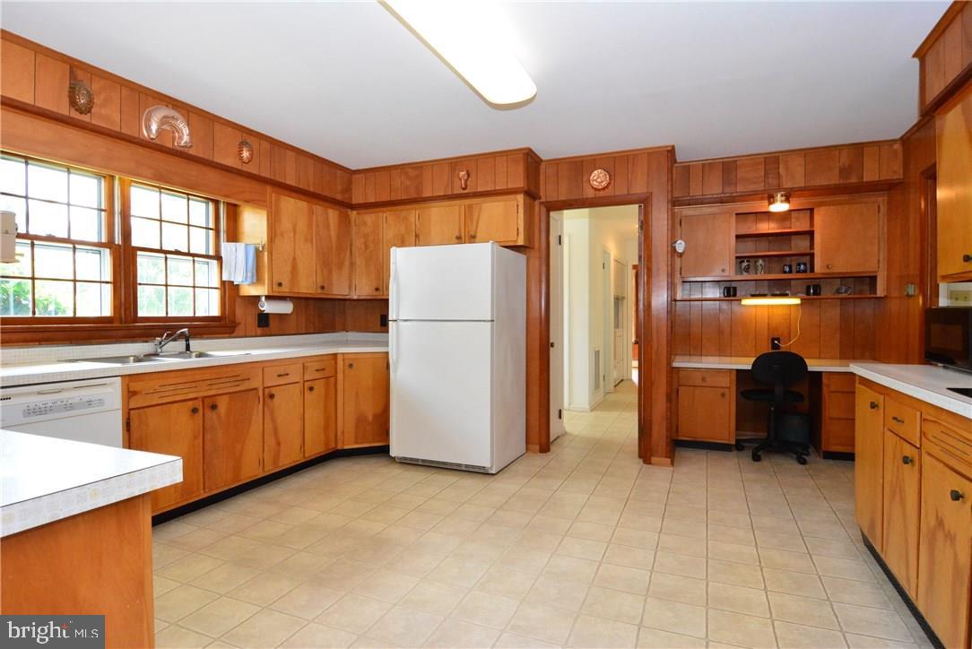 315 Dutch Road Rehoboth Beach, DE 19971 - Photo 10 of 32 Gallery Image 10