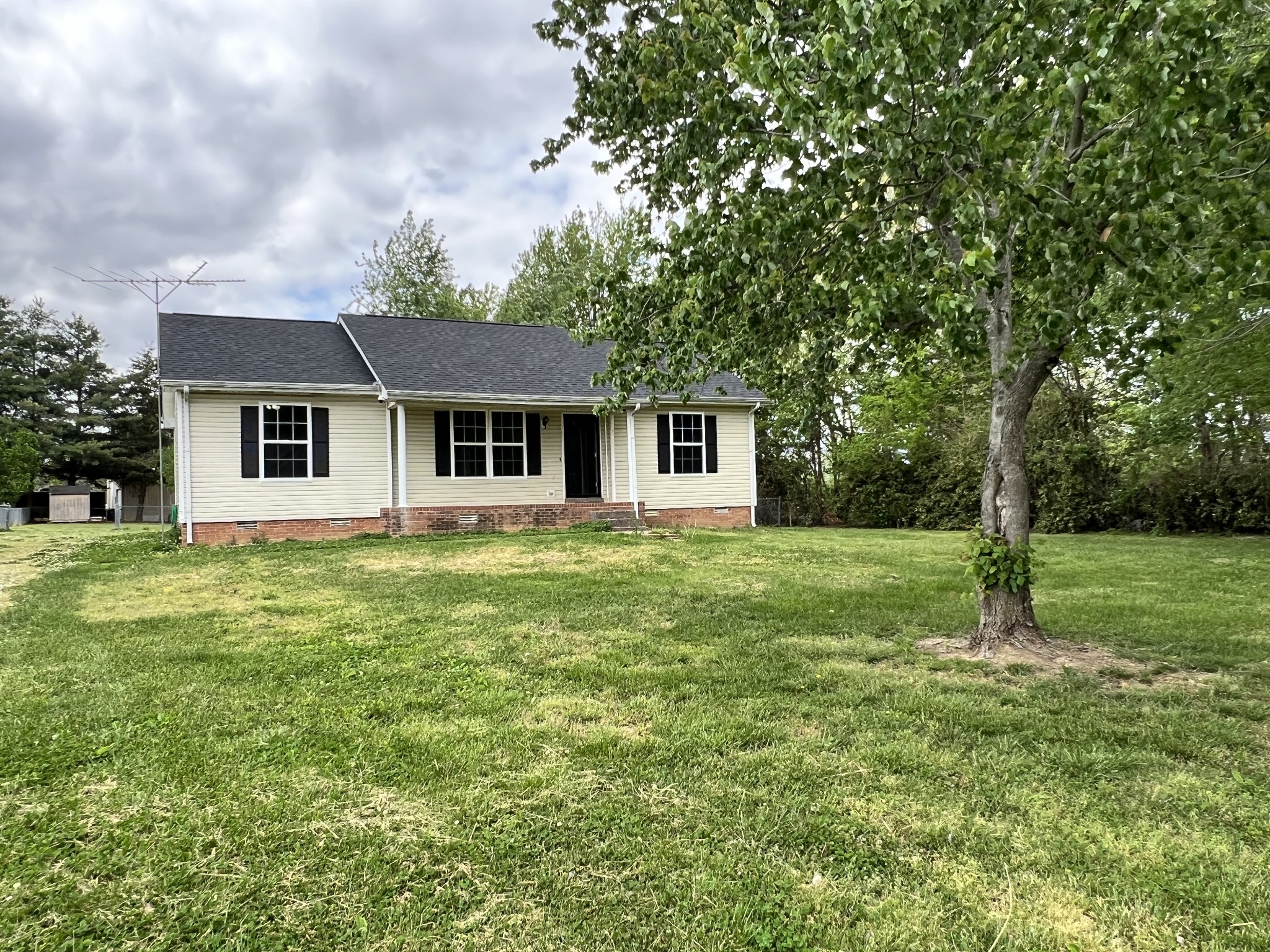 297 East Carter Road Portland, TN 37148 - Photo 2 of 13