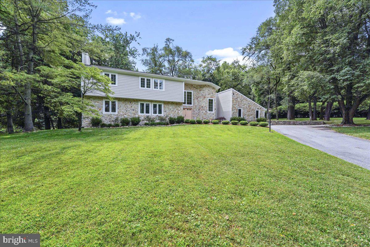 747 Panorama Road Villanova, PA 19085 - Photo 2 of 38 Gallery Image 2