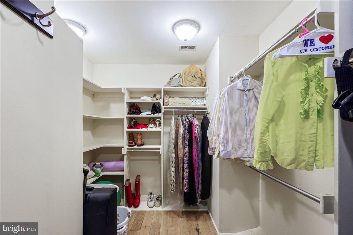 747 Panorama Road Villanova, PA 19085 - Photo 25 of 38 Master Closet