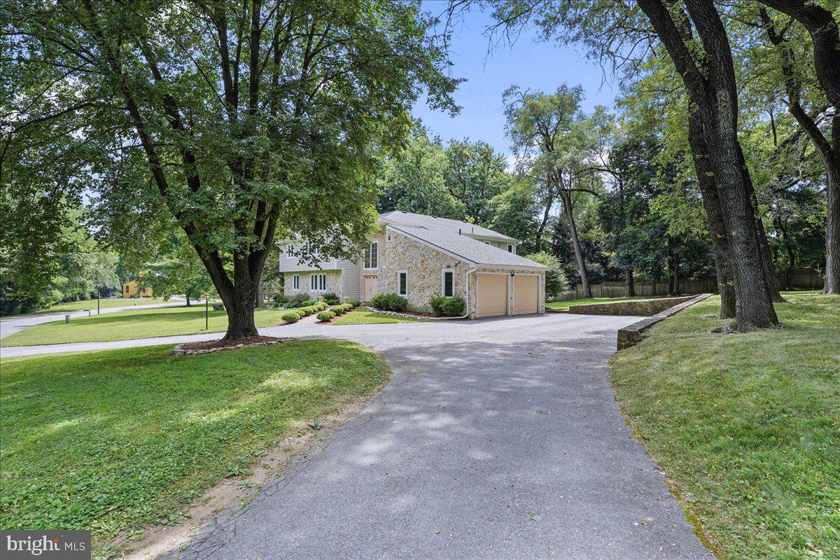 747 Panorama Road Villanova, PA 19085 - Photo 3 of 38 Gallery Image 3