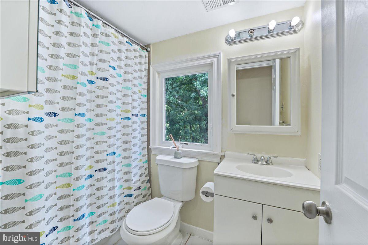 747 Panorama Road Villanova, PA 19085 - Photo 33 of 38 Full Bath