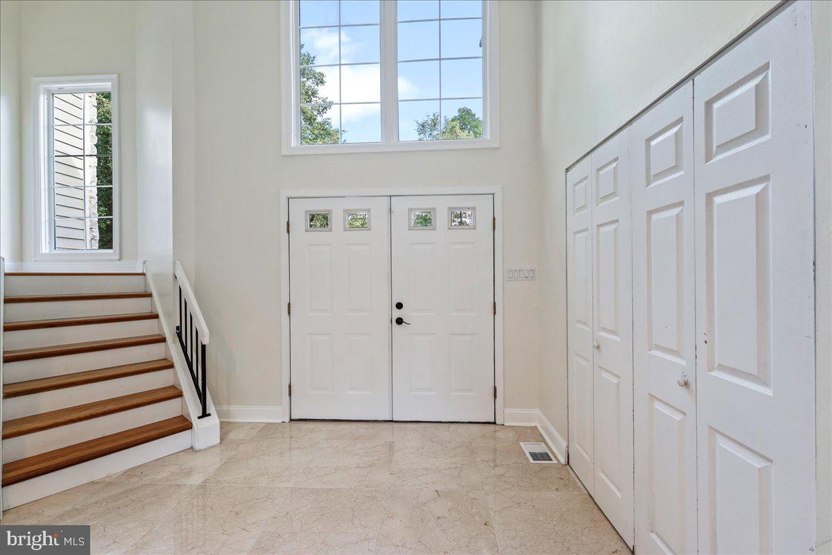 747 Panorama Road Villanova, PA 19085 - Photo 5 of 38 Foyer