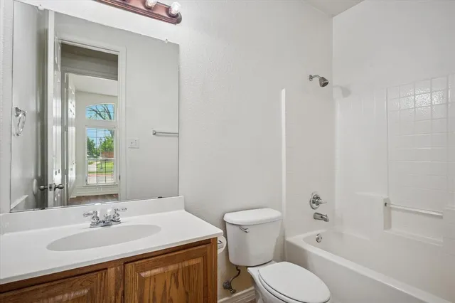 $1,995 | 11704 Stephenville Drive, Frisco, TX 75035