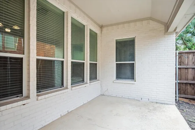 $1,995 | 11704 Stephenville Drive, Frisco, TX 75035