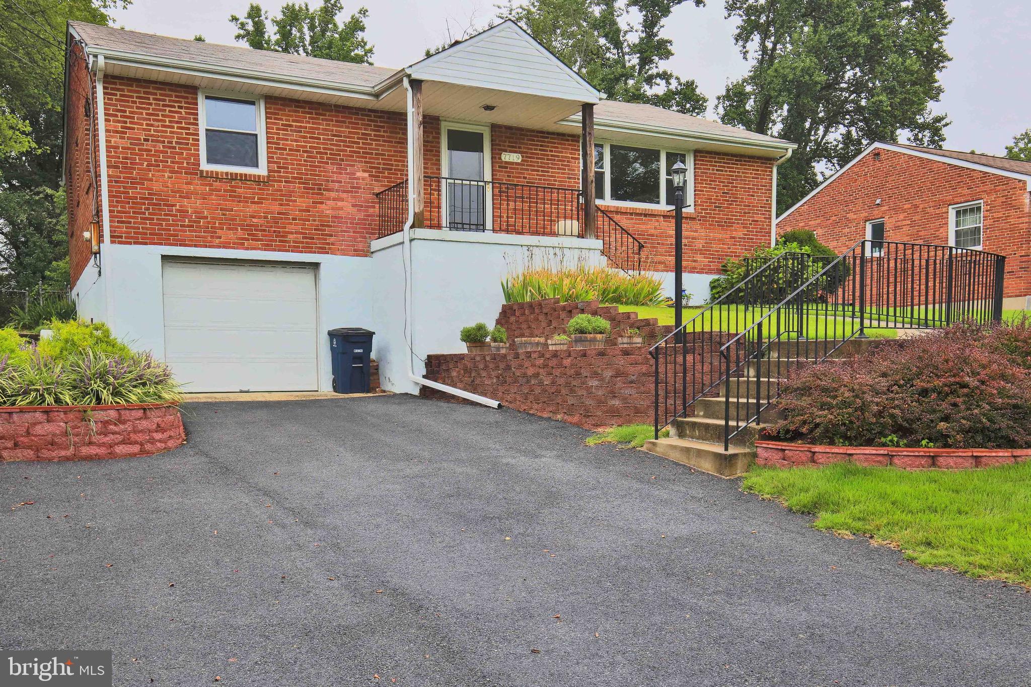 7719 Woodyard Road Clinton, MD 20735 - Photo 2 of 23 WELCOME HOME!!