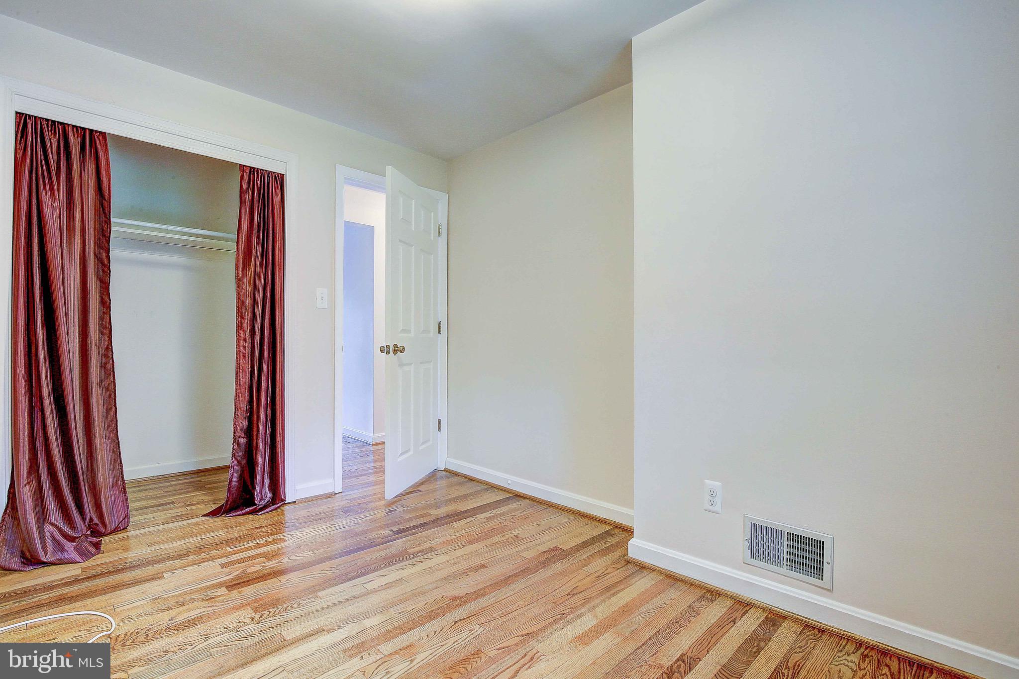7719 Woodyard Road Clinton, MD 20735 - Photo 11 of 23 Bedroom