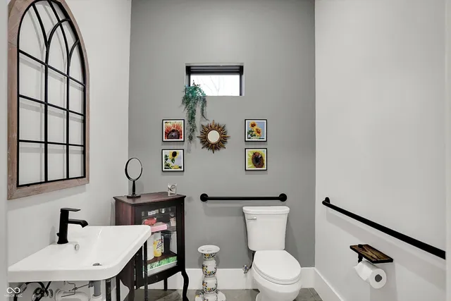 $695,000 | 8257 South County Road 1075 West, Charlottesville, IN 46117