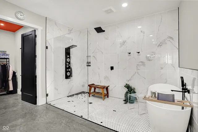 $695,000 | 8257 South County Road 1075 West, Charlottesville, IN 46117