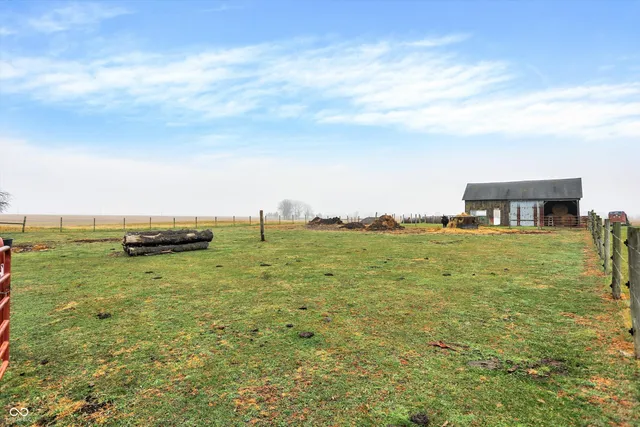 $695,000 | 8257 South County Road 1075 West, Charlottesville, IN 46117