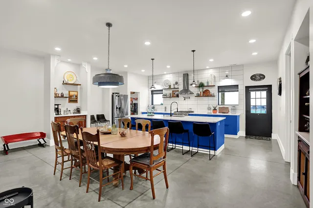 $695,000 | 8257 South County Road 1075 West, Charlottesville, IN 46117