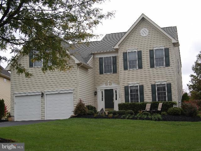 10860 Grovehampton Court Reston, VA 20194 - Photo 30 of 30 Exterior (Front)