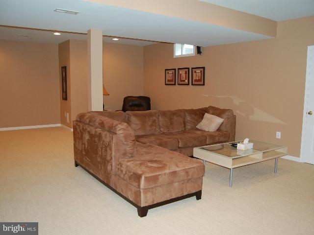 10860 Grovehampton Court Reston, VA 20194 - Photo 9 of 30 Basement
