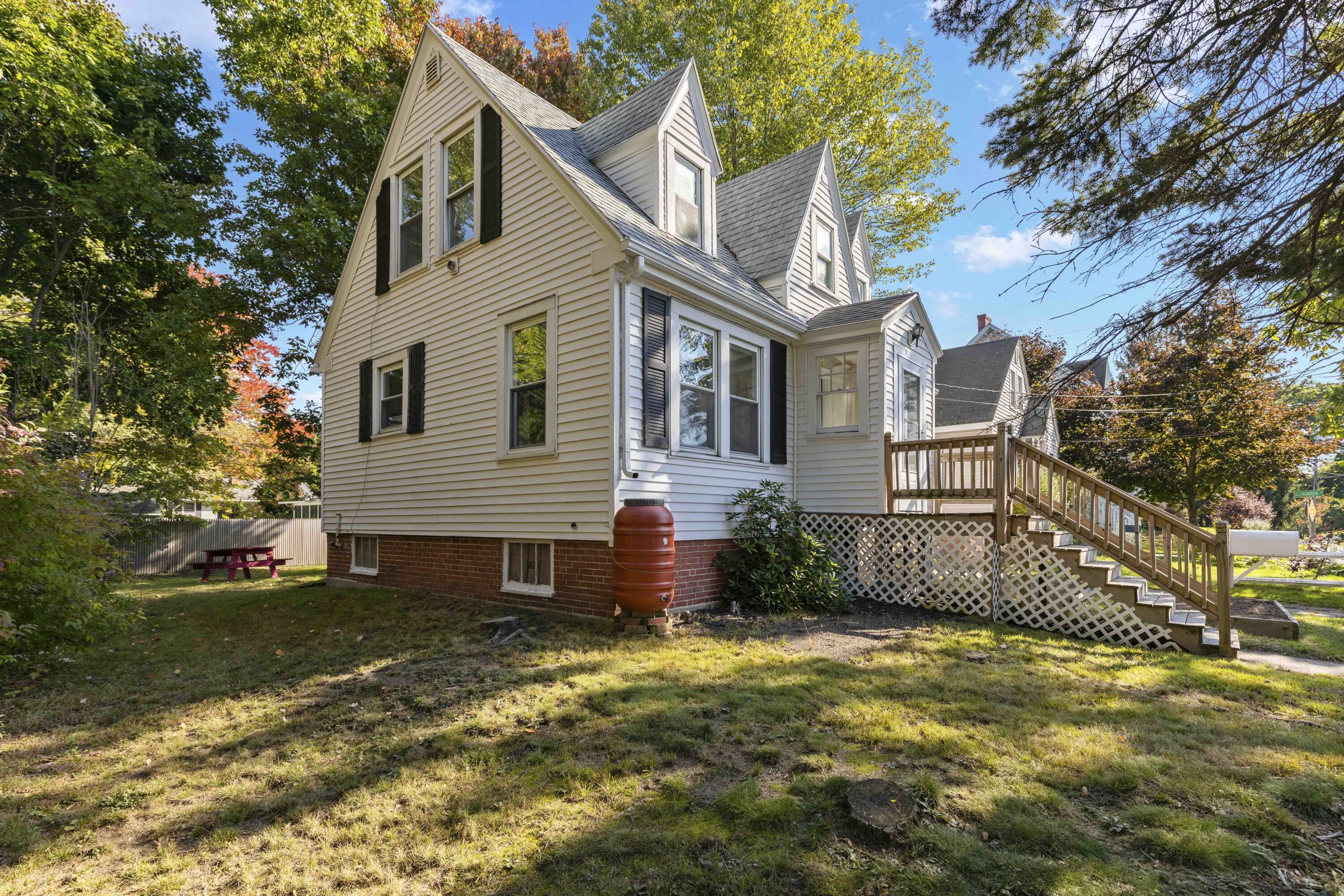 141 Read Street Portland, ME 04103 - Photo 5 of 38 141 Read Street Portland - 31