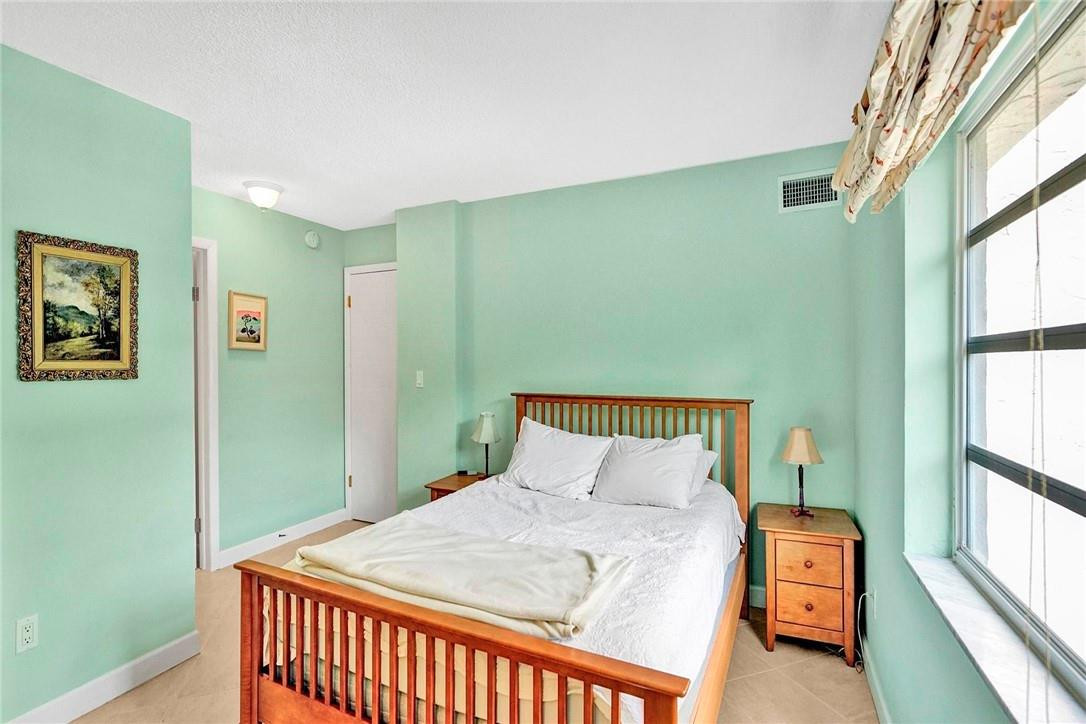 2201 Brickell Avenue, Unit 83 Miami, FL 33129 - Photo 19 of 49 Photo 19