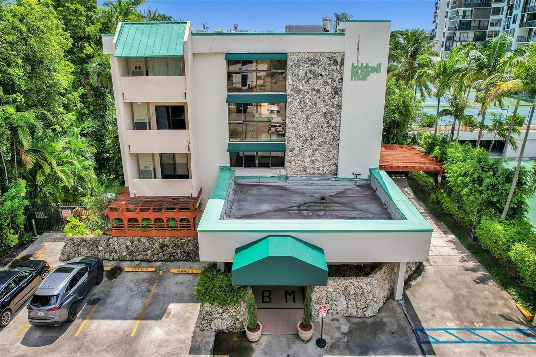 2201 Brickell Avenue, Unit 83 Miami, FL 33129 - Photo 2 of 49 Photo 2