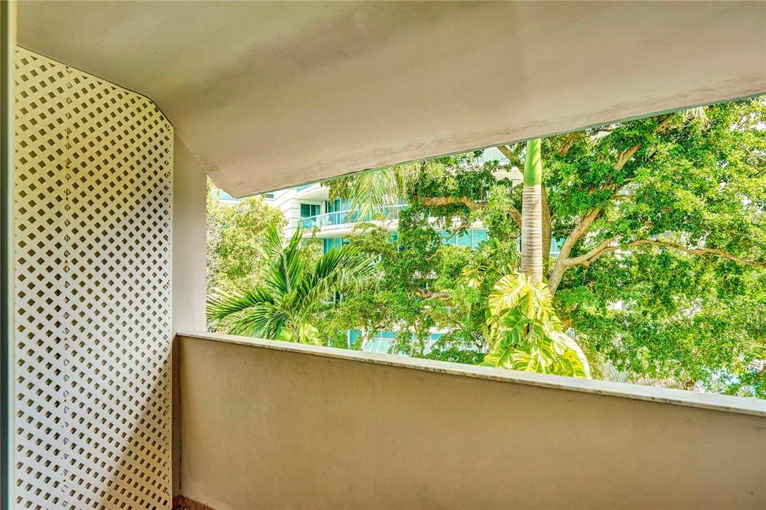 2201 Brickell Avenue, Unit 83 Miami, FL 33129 - Photo 29 of 49 Photo 29