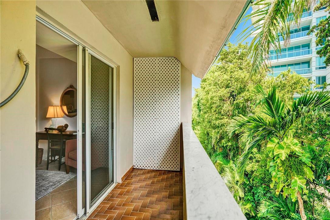 2201 Brickell Avenue, Unit 83 Miami, FL 33129 - Photo 31 of 49 Photo 31