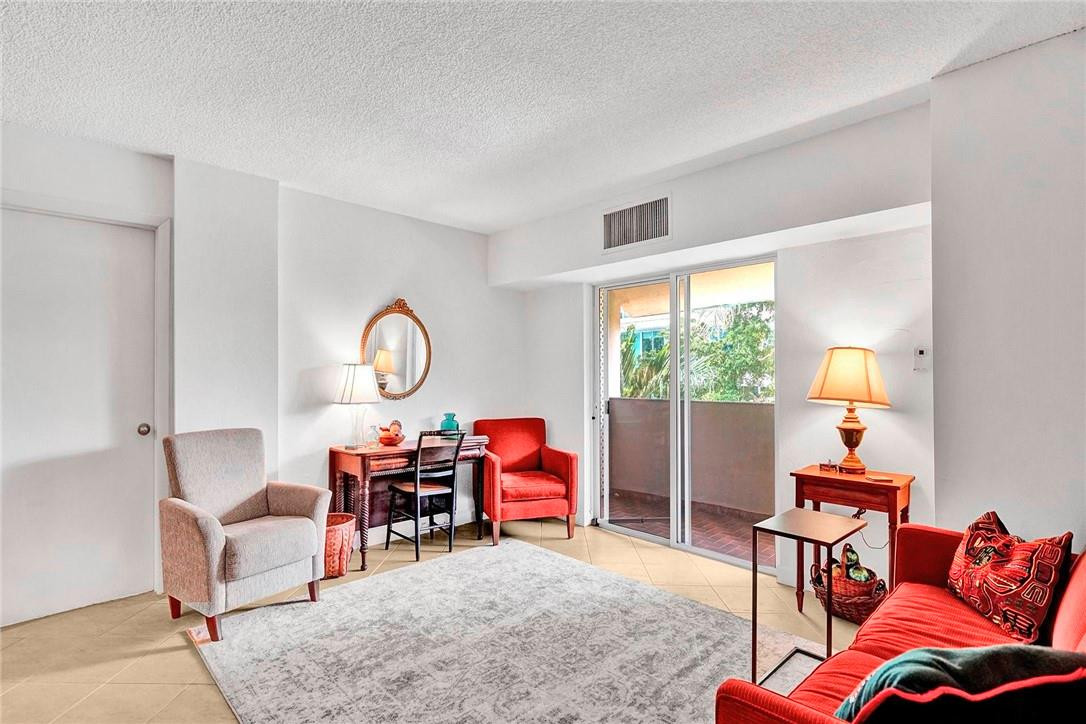 2201 Brickell Avenue, Unit 83 Miami, FL 33129 - Photo 8 of 49 Photo 8